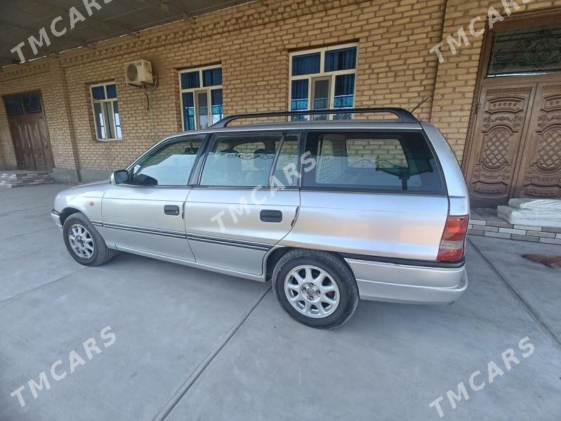 Opel Astra 1993 - 42 000 TMT - Дашогуз - img 4