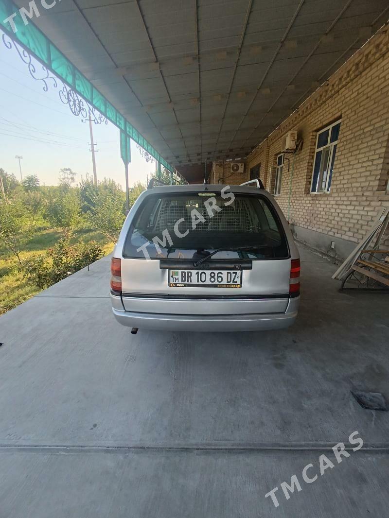 Opel Astra 1993 - 42 000 TMT - Дашогуз - img 5