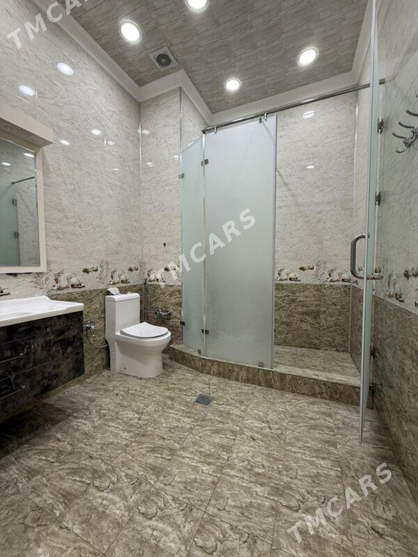 14 Tapgyr 8etaz 4kom 215m2 - Aşgabat - img 2