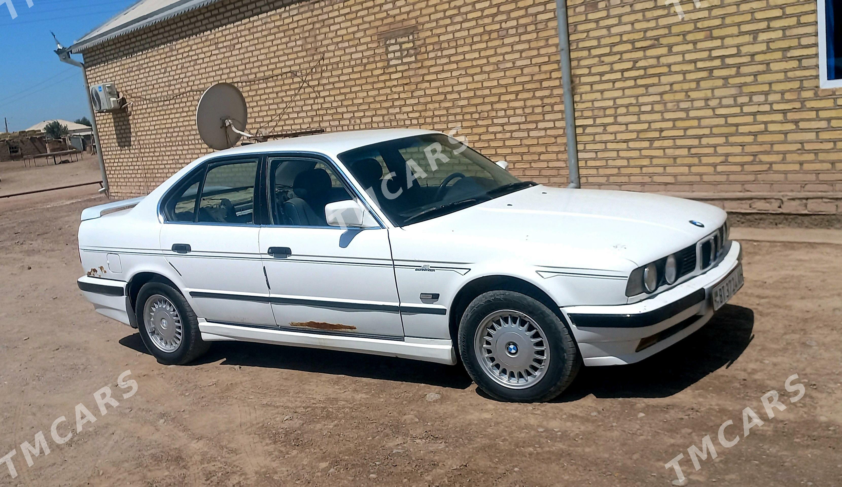 BMW 525 1990 - 40 000 TMT - Sarahs - img 4