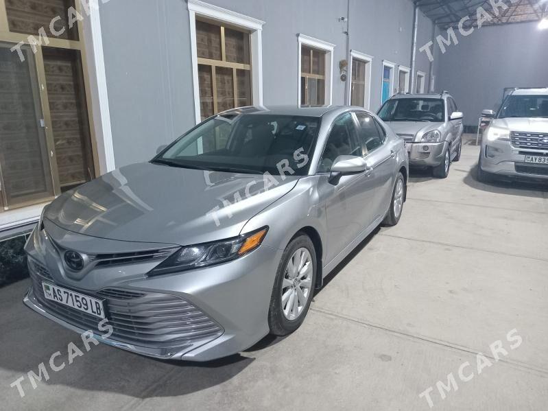 Toyota Camry 2019 - 330 000 TMT - Saýat - img 5