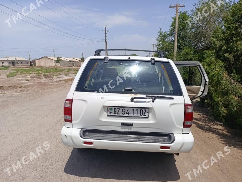 Nissan Pathfinder 2000 - 80 000 TMT - Акдепе - img 3