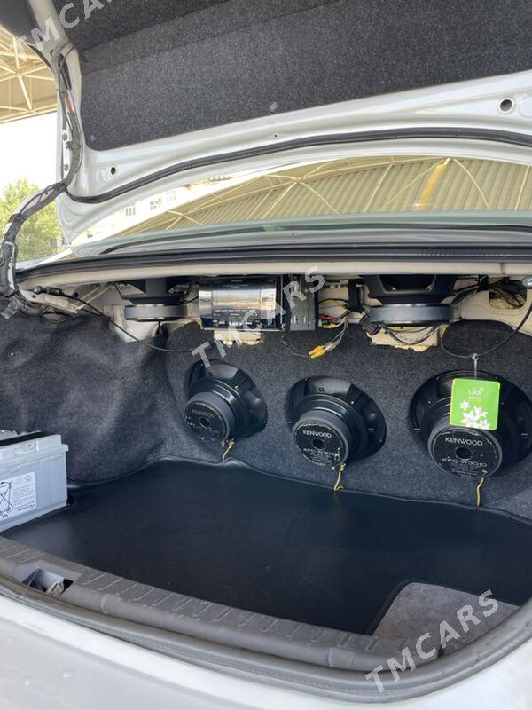 Toyota Corolla 2011 - 210 000 TMT - Ашхабад - img 4
