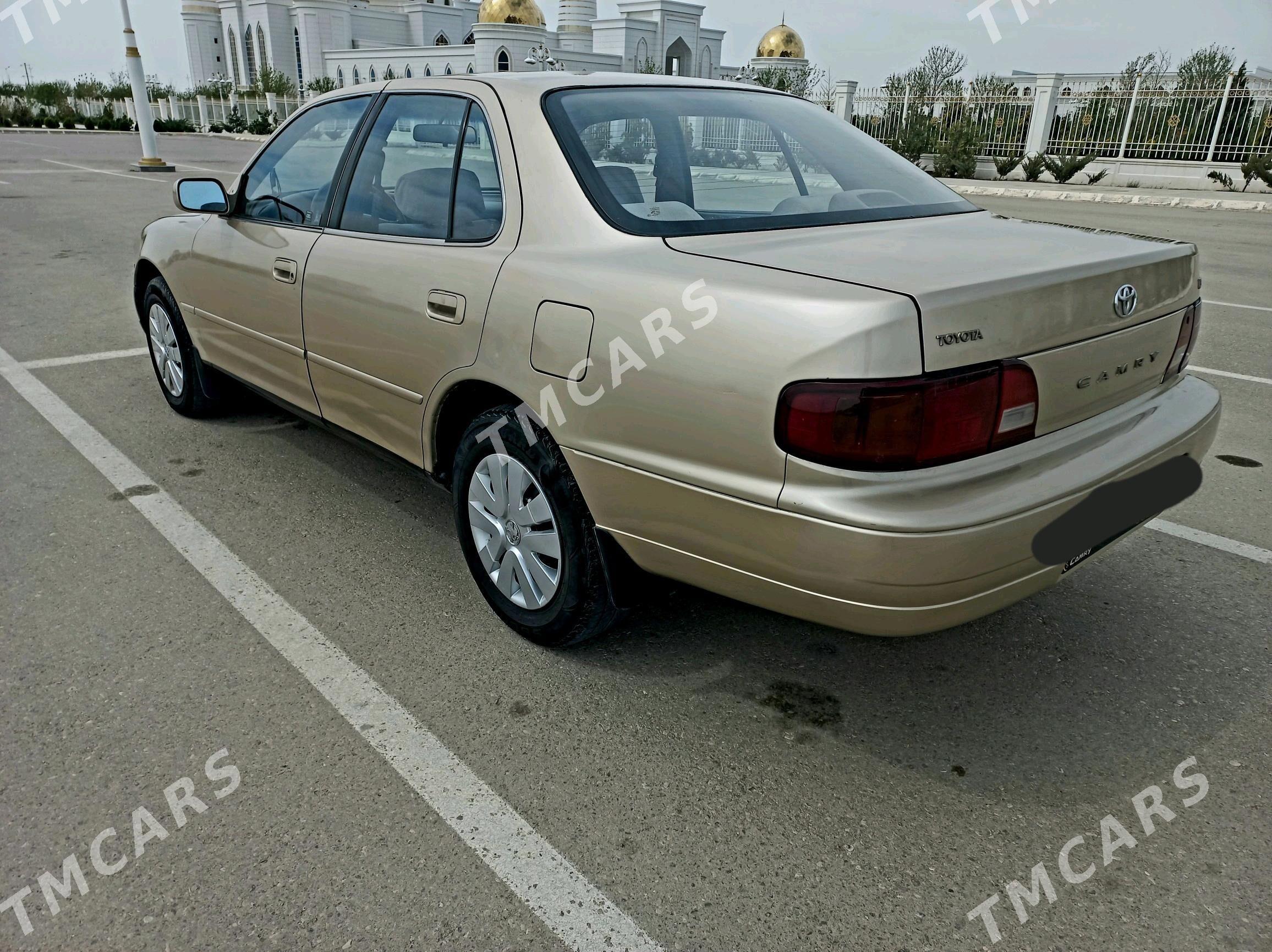 Toyota Camry 1996 - 86 000 TMT - Balkanabat - img 4