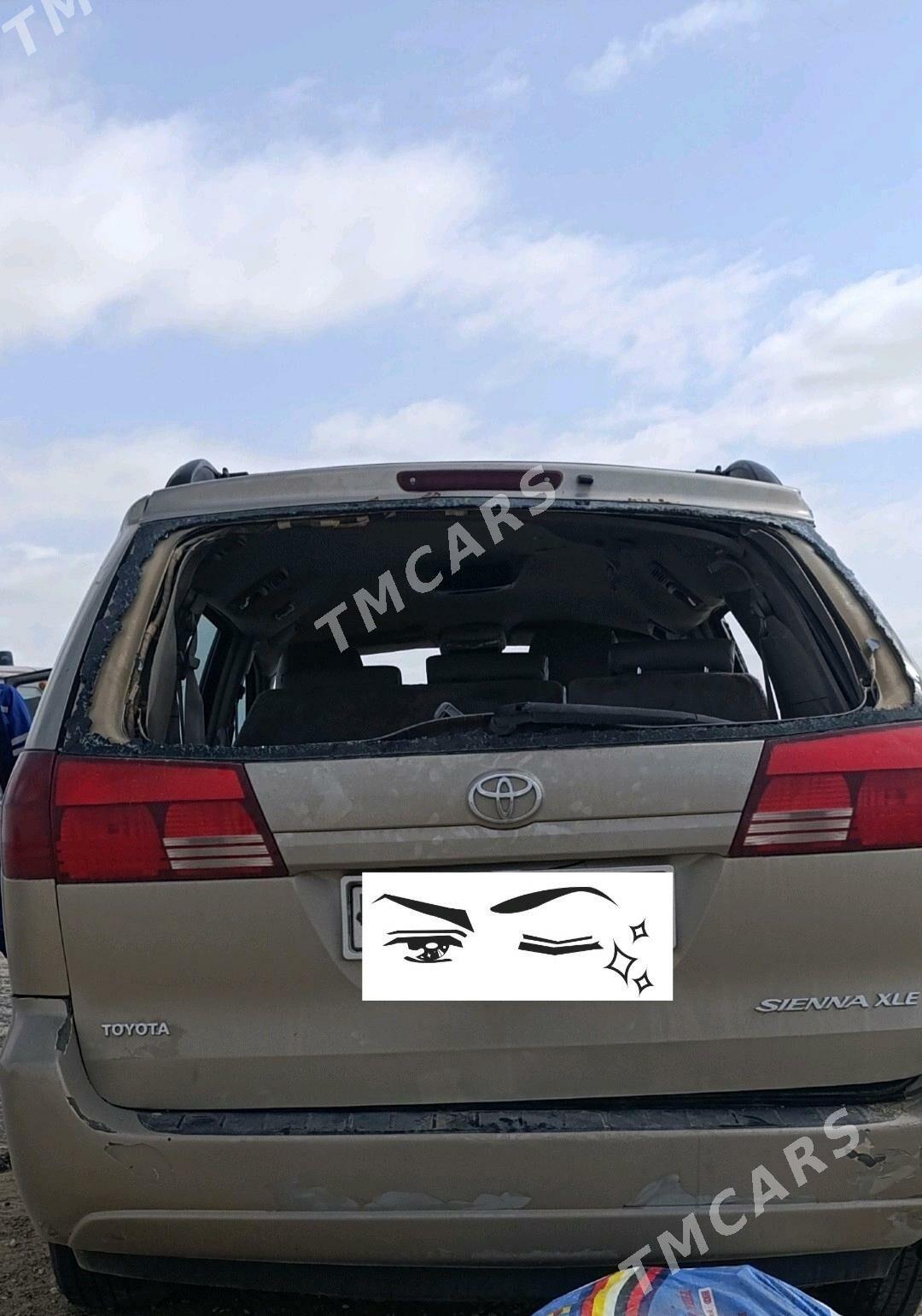 Toyota Sienna 2004 - 96 000 TMT - Эсенгулы - img 2