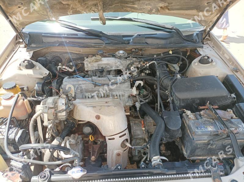 Toyota Camry 2001 - 145 000 TMT - Кёнеургенч - img 2