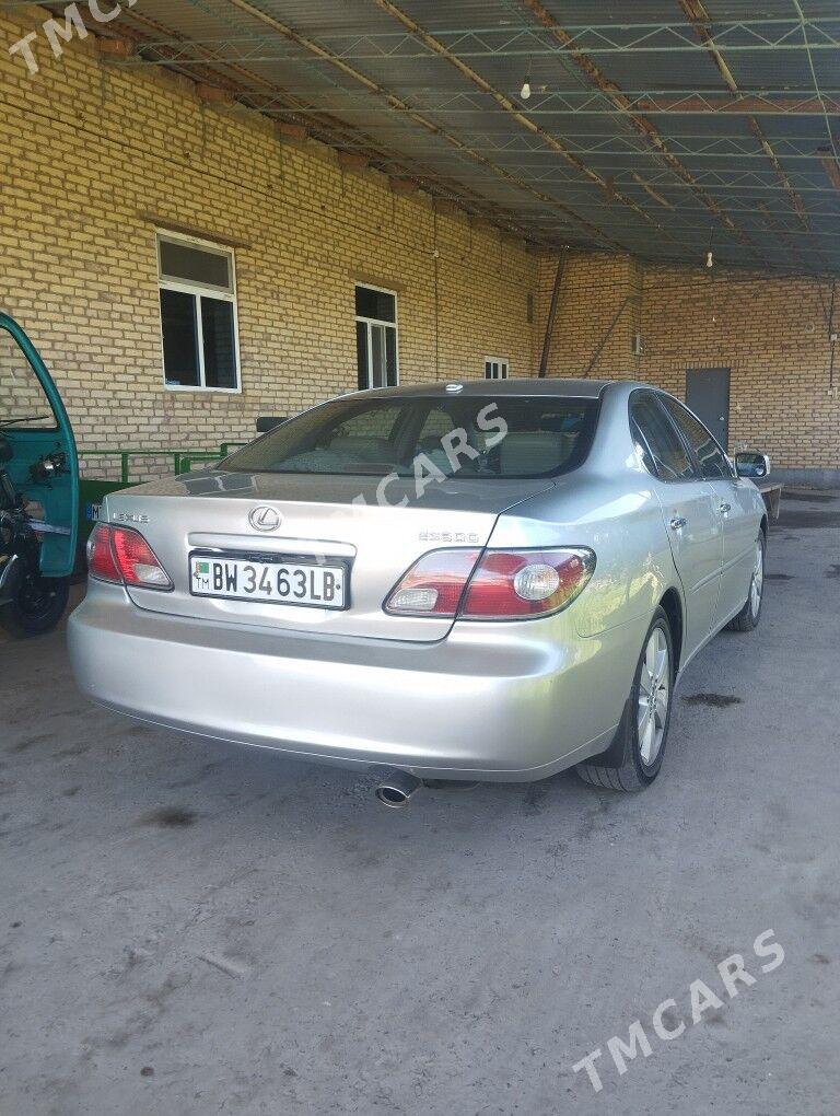 Lexus ES 300 2002 - 186 000 TMT - Дянев - img 3