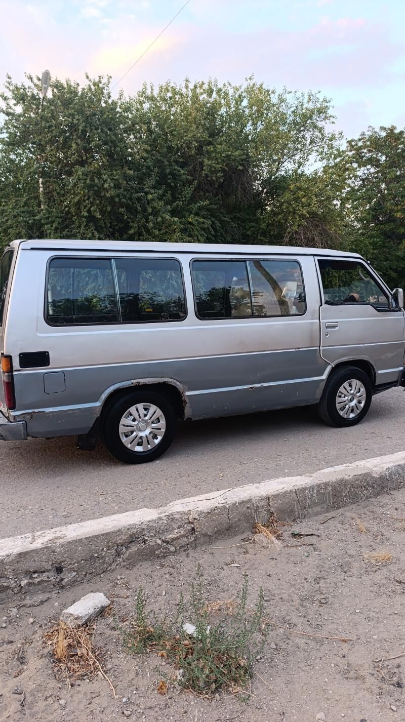Toyota Hiace 1987 - 30 000 TMT - Балканабат - img 8