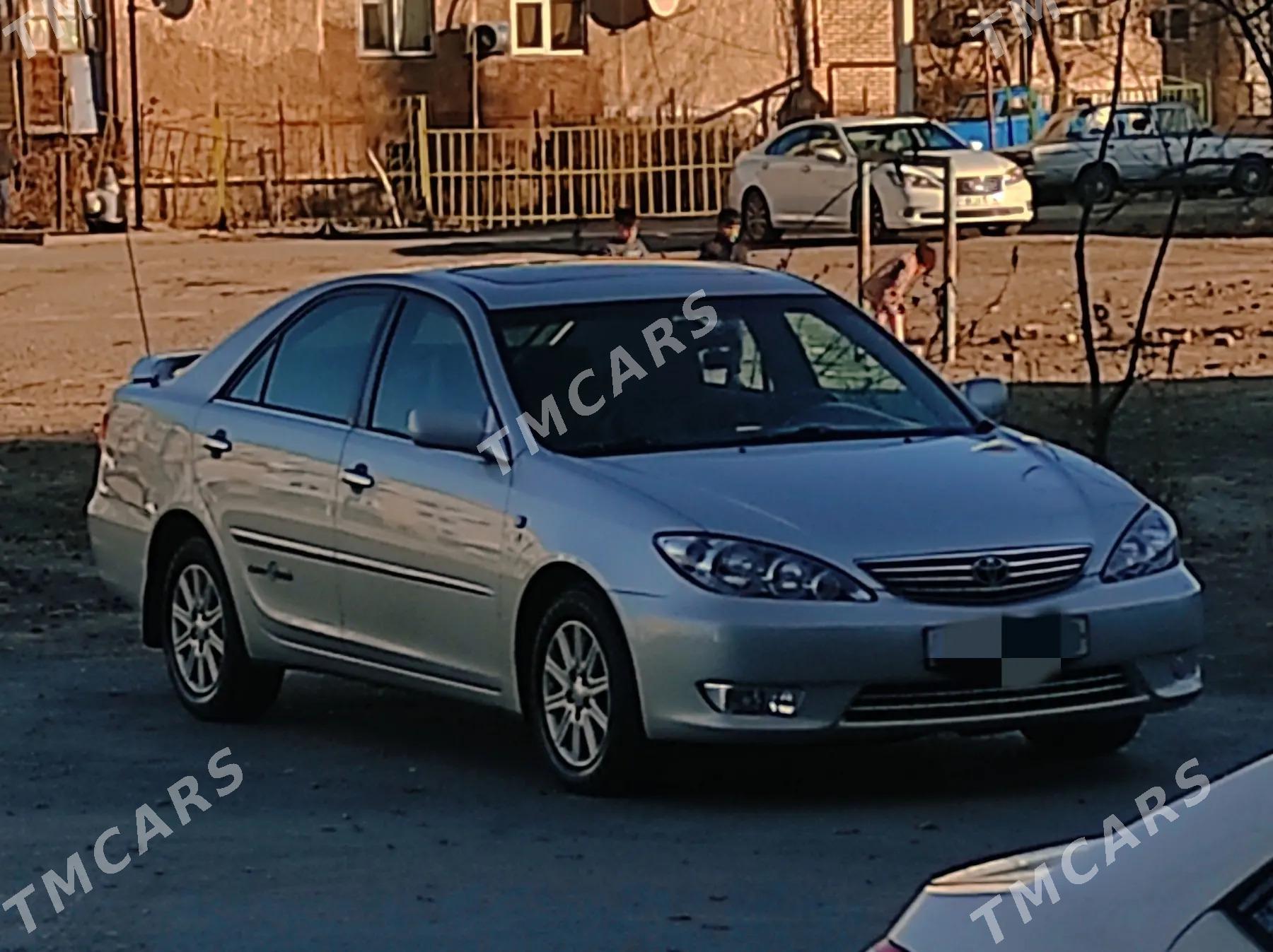 Toyota Camry 2005 - 210 000 TMT - Дарганата - img 9