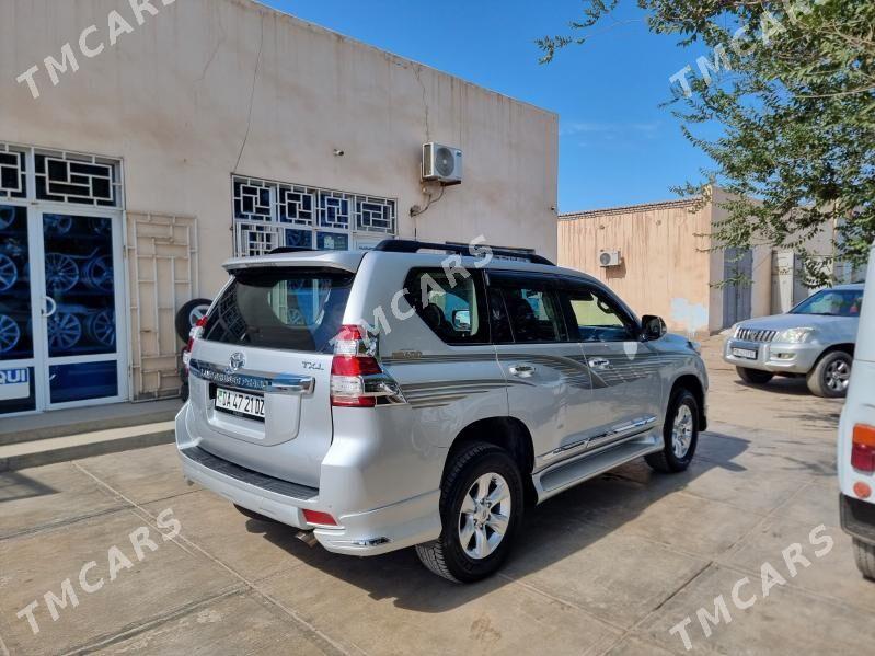 Toyota Land Cruiser Prado 2010 - 450 000 TMT - Gubadag - img 5