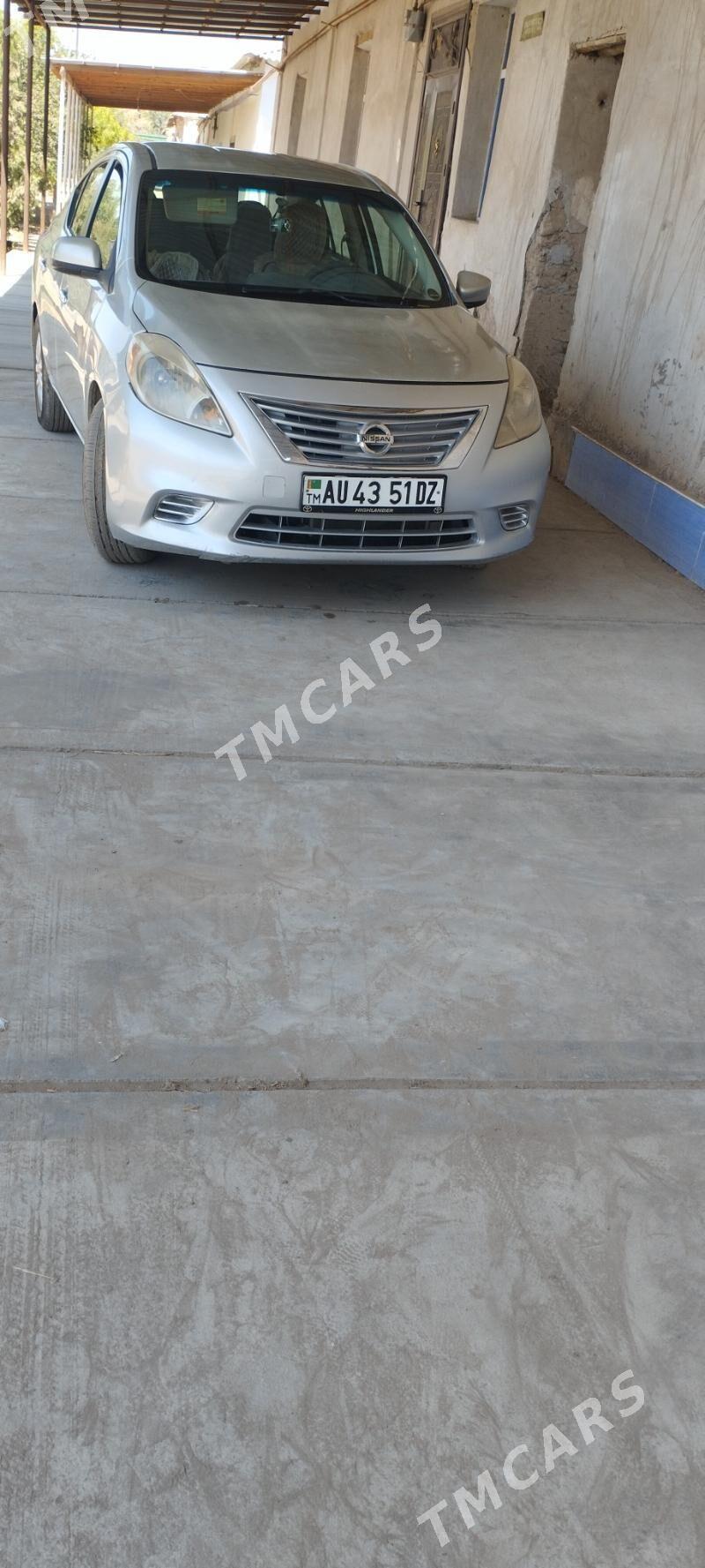 Nissan Versa 2012 - 80 000 TMT - Daşoguz - img 3