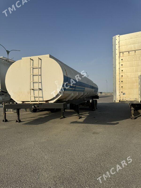 Schmitz Cargobull 2015 - 300 000 TMT - Ашхабад - img 2