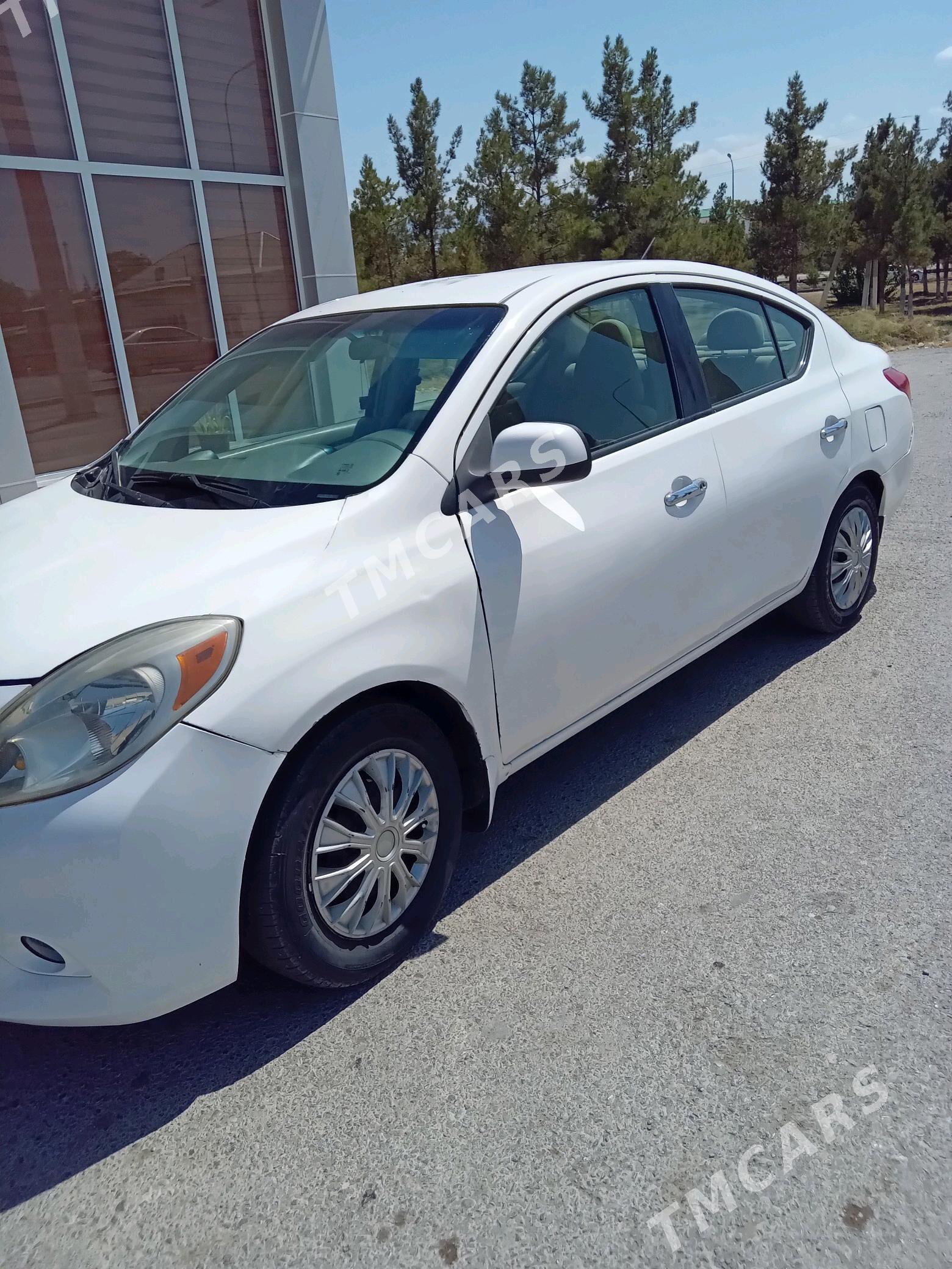 Nissan Versa 2011 - 128 000 TMT - Gökdepe - img 4