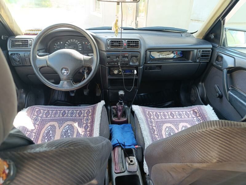 Opel Vectra 1991 - 37 000 TMT - Mary - img 5