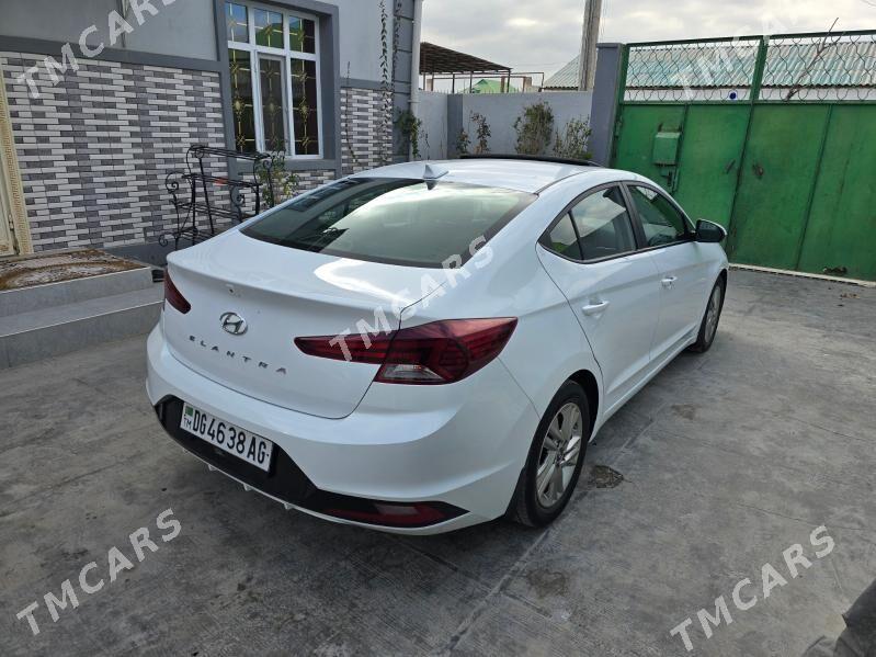 Hyundai Elantra 2020 - 260 000 TMT - Гарадамак - img 4