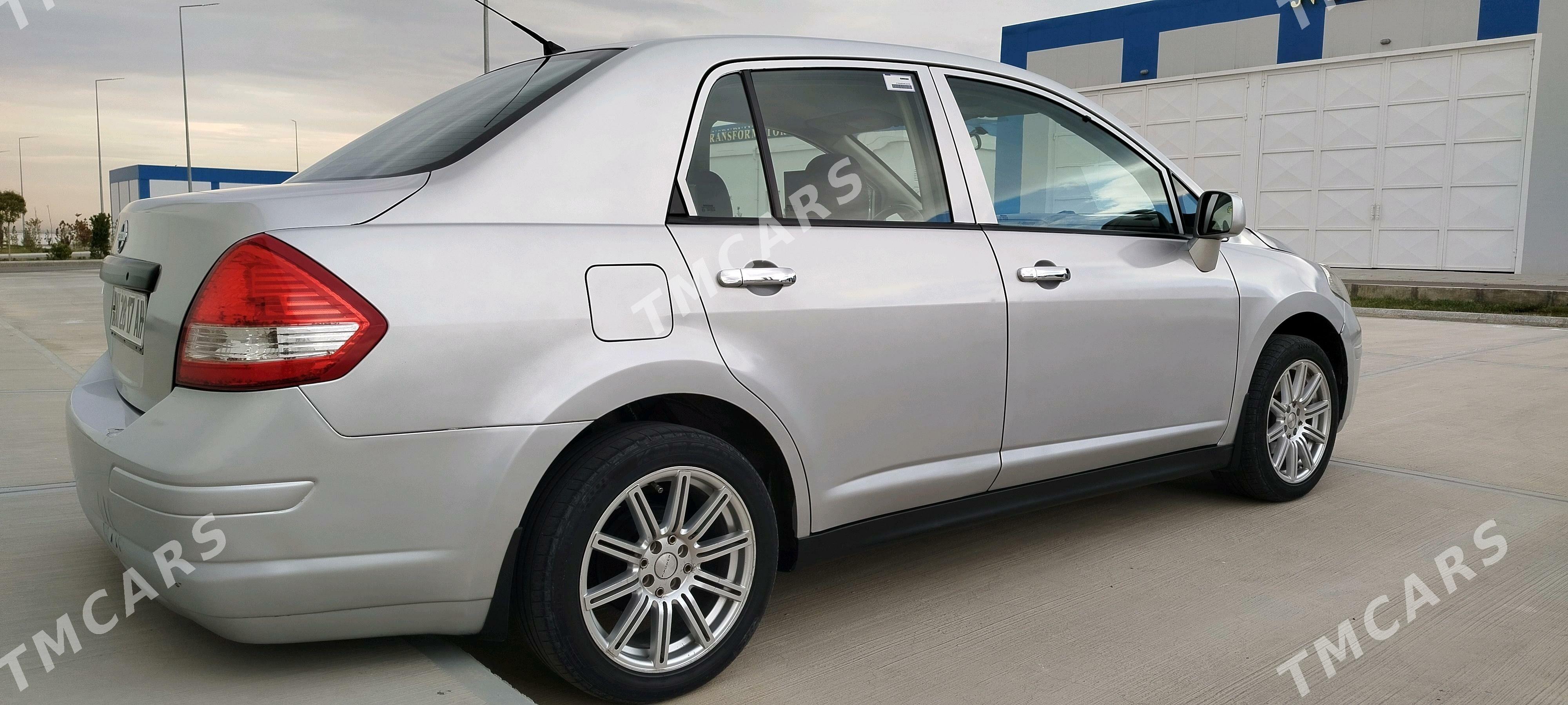 Nissan Versa 2010 - 130 000 TMT - Ак-Бугдайский этрап - img 3