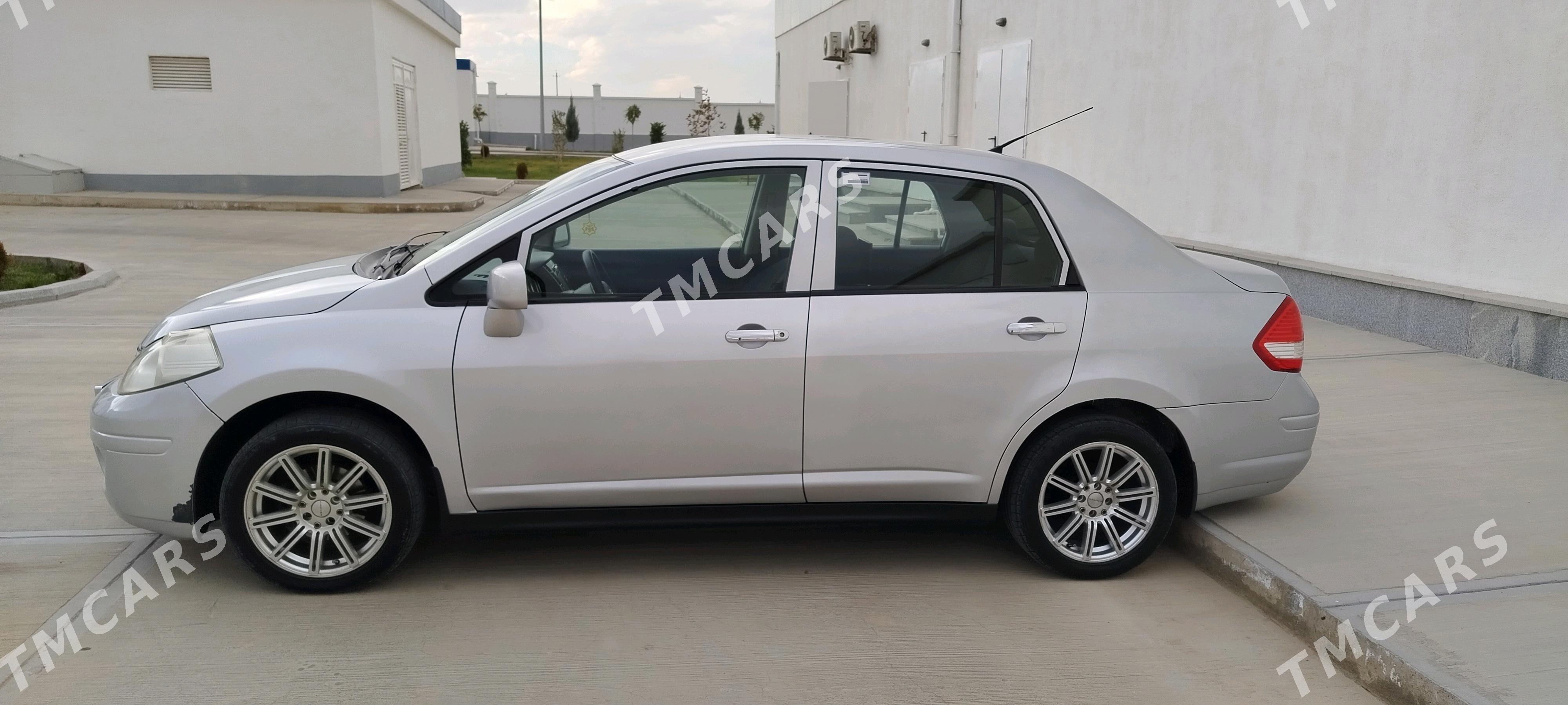 Nissan Versa 2010 - 130 000 TMT - Ак-Бугдайский этрап - img 4