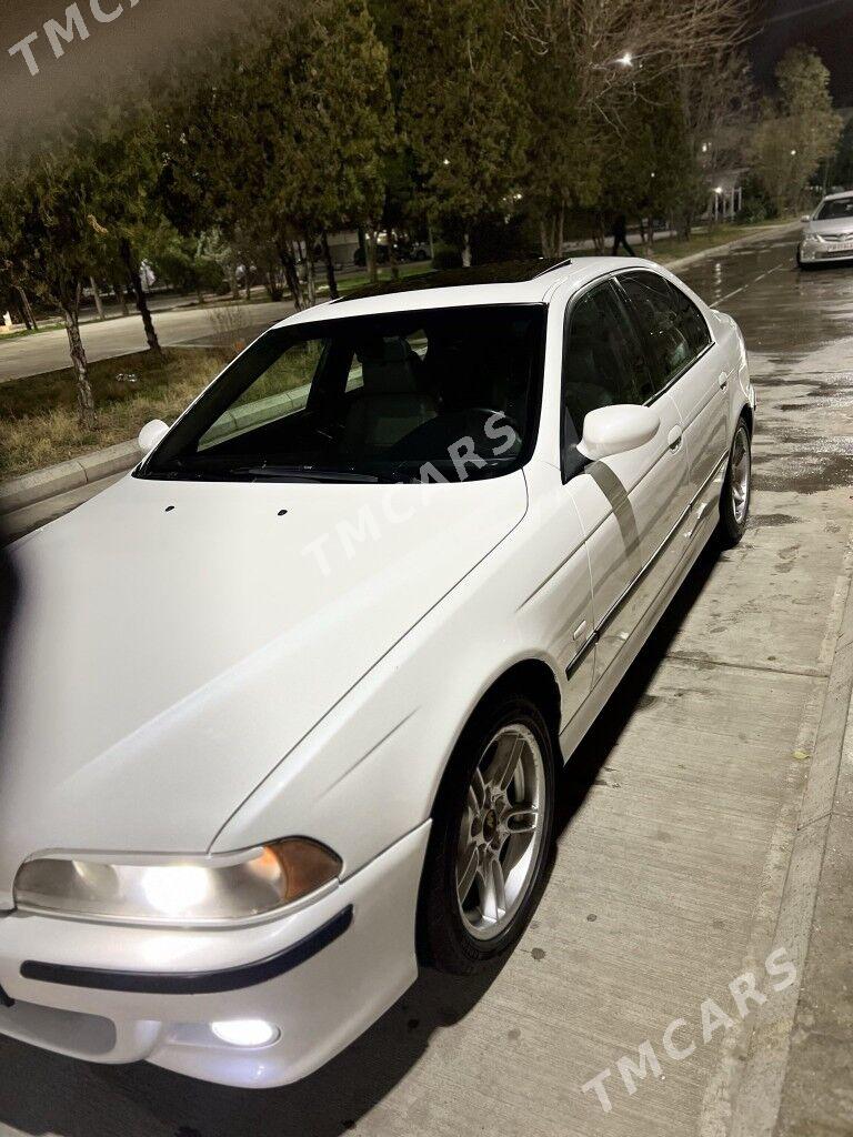 BMW E39 2002 - 130 000 TMT - Кëши - img 9