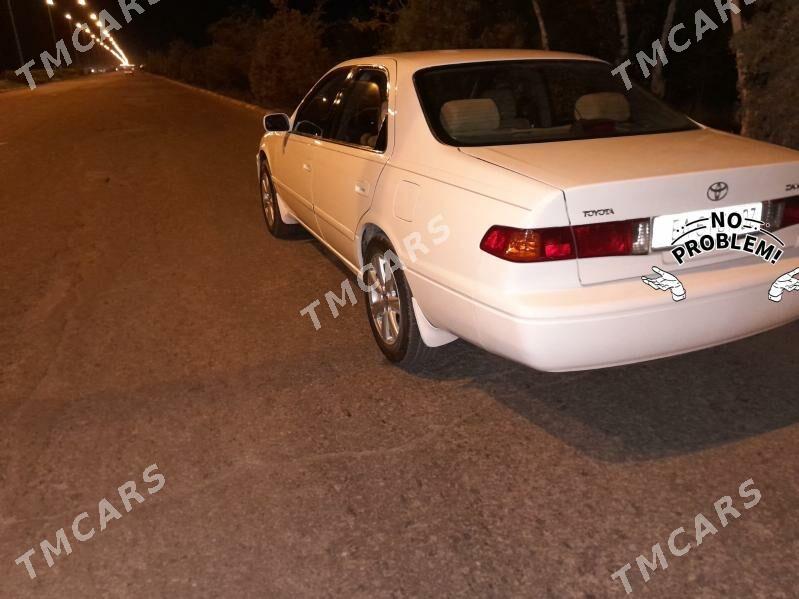 Toyota Camry 2001 - 160 000 TMT - Кёнеургенч - img 3