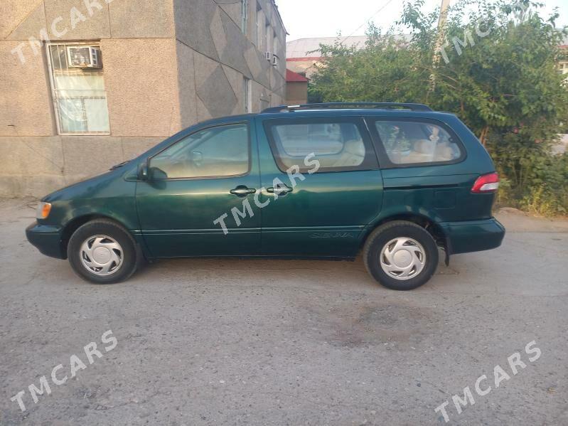 Toyota Sienna 1998 - 130 000 TMT - Ёлётен - img 4