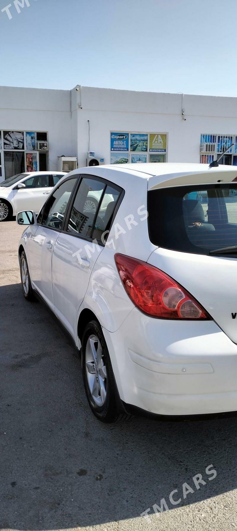 Nissan Versa 2011 - 130 000 TMT - Тязе заман - img 3