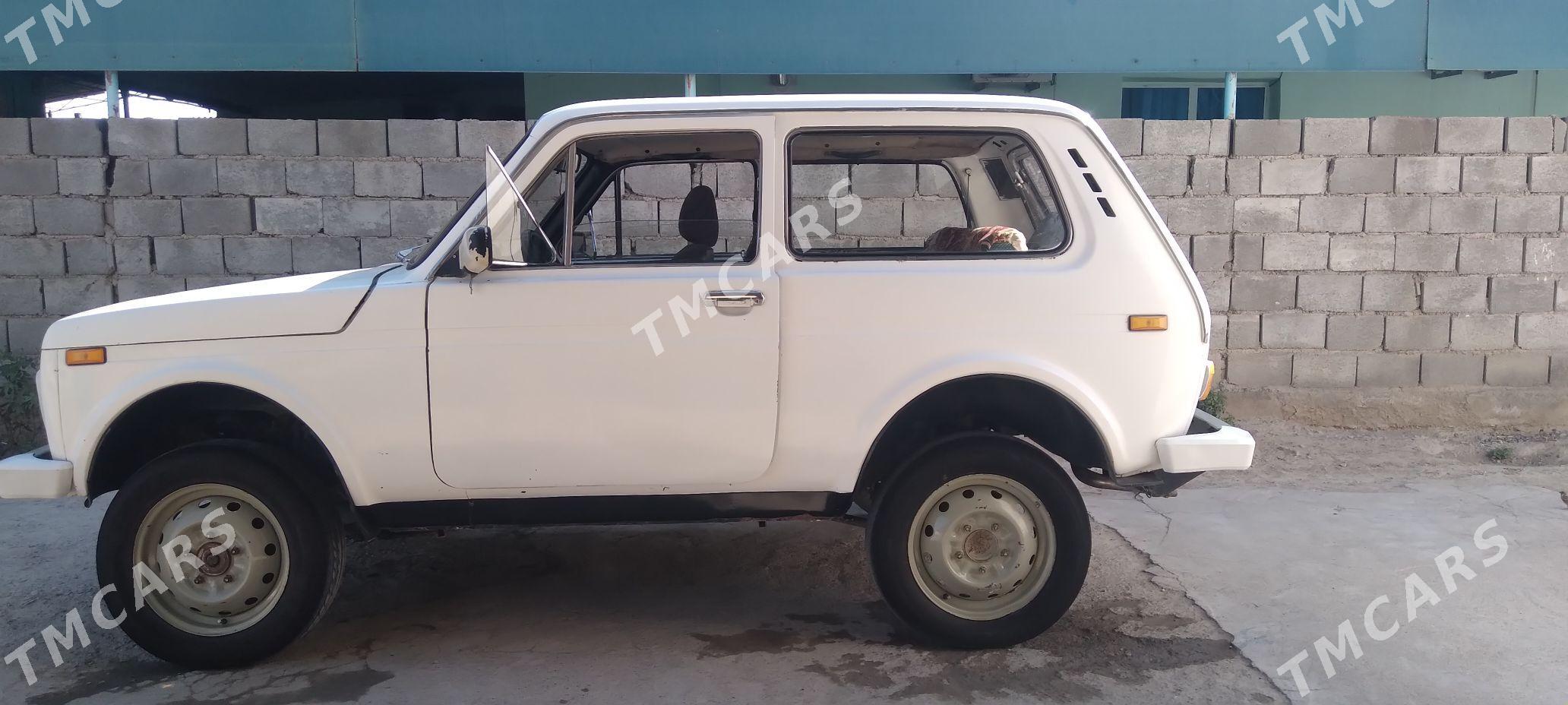 Lada Niva 1980 - 27 000 TMT - Ак-Бугдайский этрап - img 5