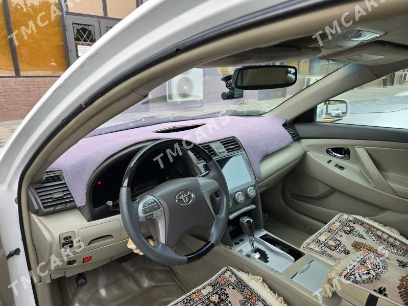 Toyota Camry 2010 - 175 000 TMT - Мары - img 4