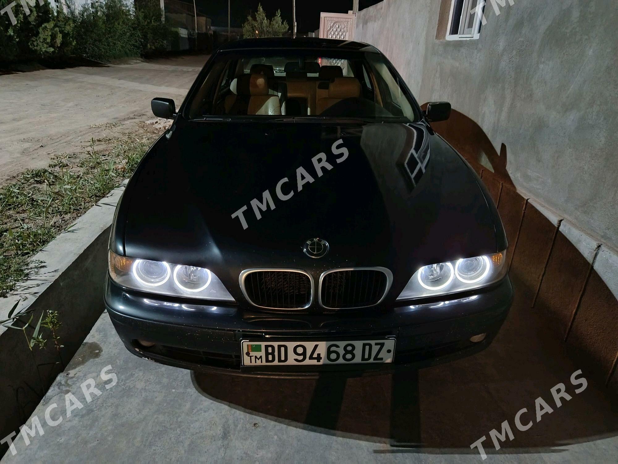 BMW E39 2002 - 125 000 TMT - Кёнеургенч - img 3