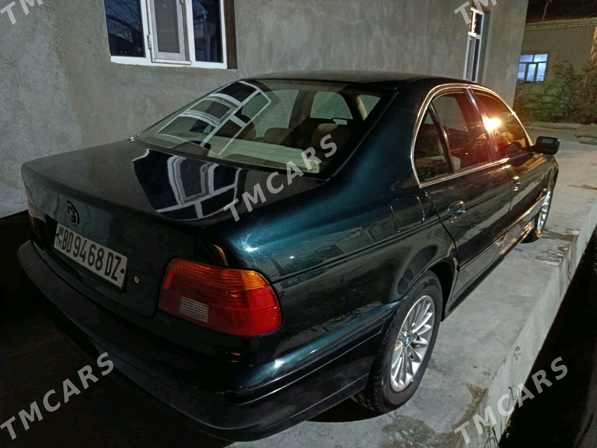 BMW E39 2002 - 125 000 TMT - Кёнеургенч - img 5