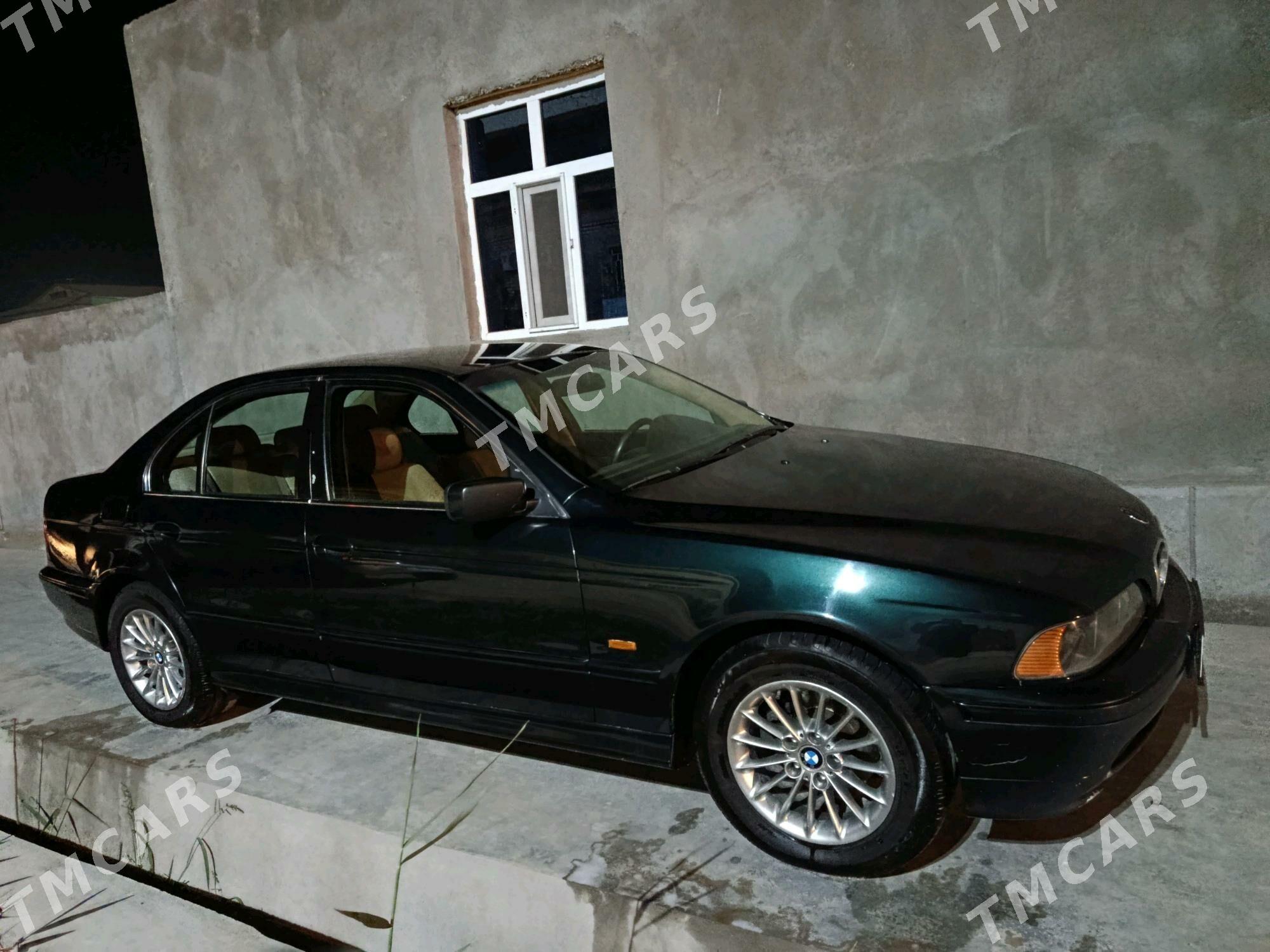 BMW E39 2002 - 125 000 TMT - Кёнеургенч - img 6