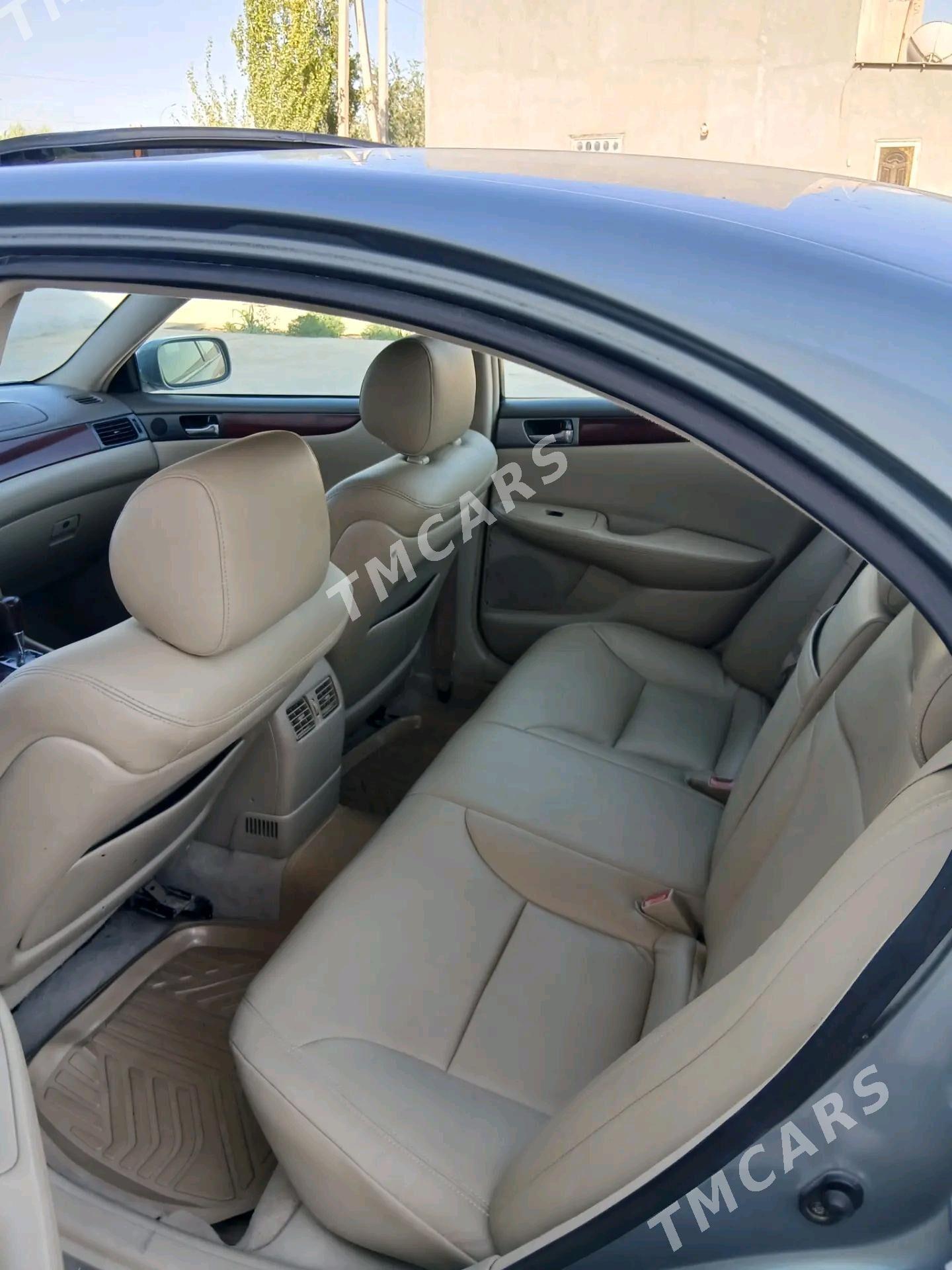 Lexus ES 300 2003 - 190 000 TMT - Кёнеургенч - img 2