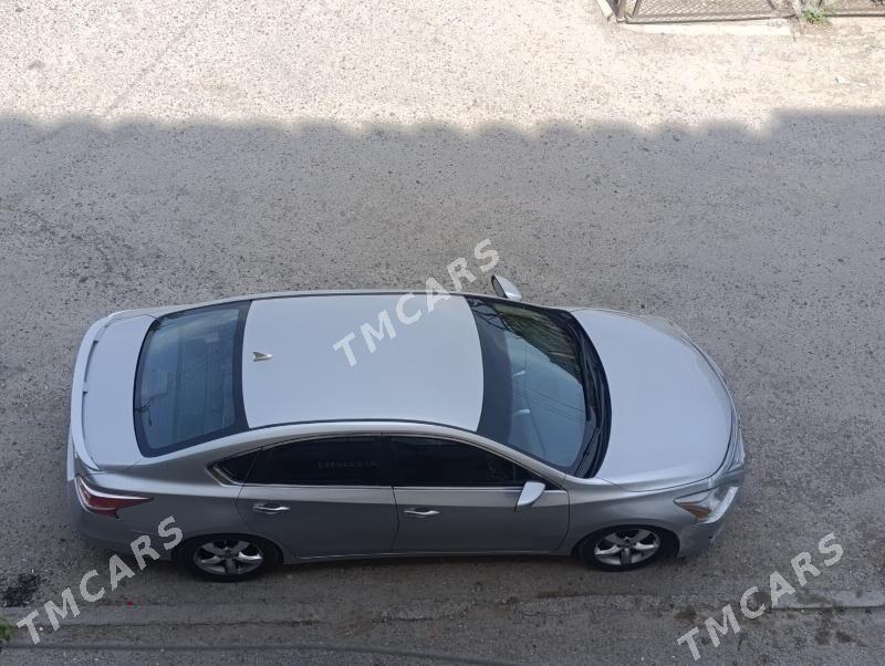 Nissan Altima 2013 - 105 000 TMT - Туркменабат - img 9