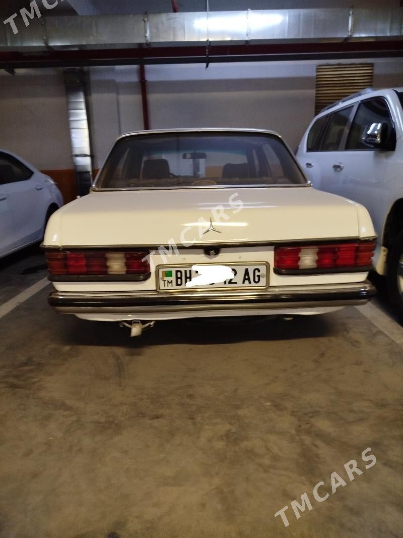 Mercedes-Benz 230E 1983 - 32 000 TMT - Ашхабад - img 3