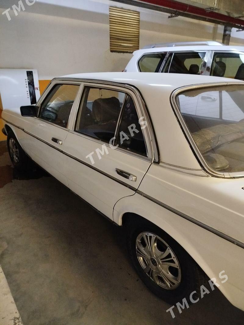 Mercedes-Benz 230E 1983 - 32 000 TMT - Ашхабад - img 2