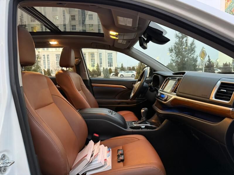Toyota Highlander 2018 - 540 000 TMT - Aşgabat - img 2