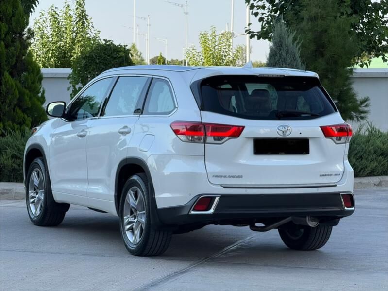 Toyota Highlander 2018 - 540 000 TMT - Aşgabat - img 8