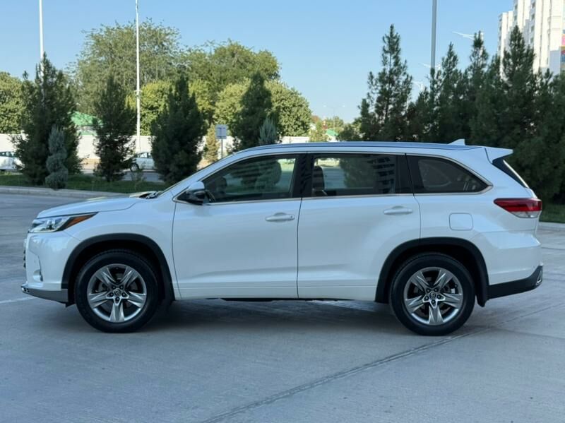 Toyota Highlander 2018 - 540 000 TMT - Aşgabat - img 9