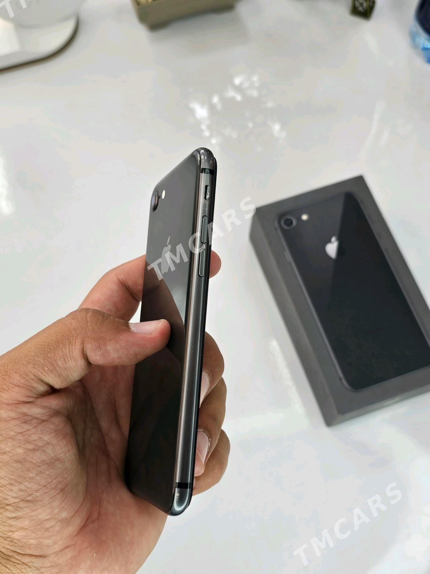 Iphone 8 - Mary - img 5