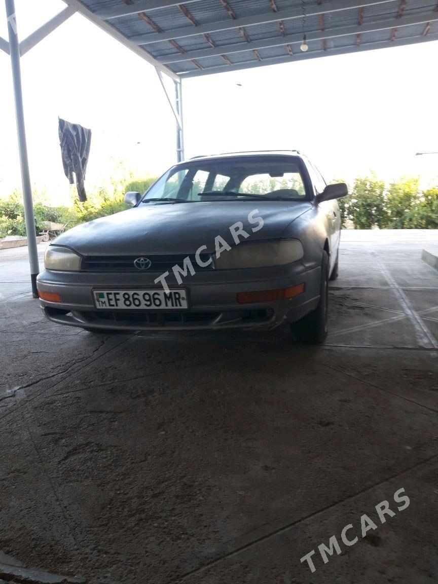 Toyota Camry 1994 - 50 000 TMT - Ёлётен - img 4