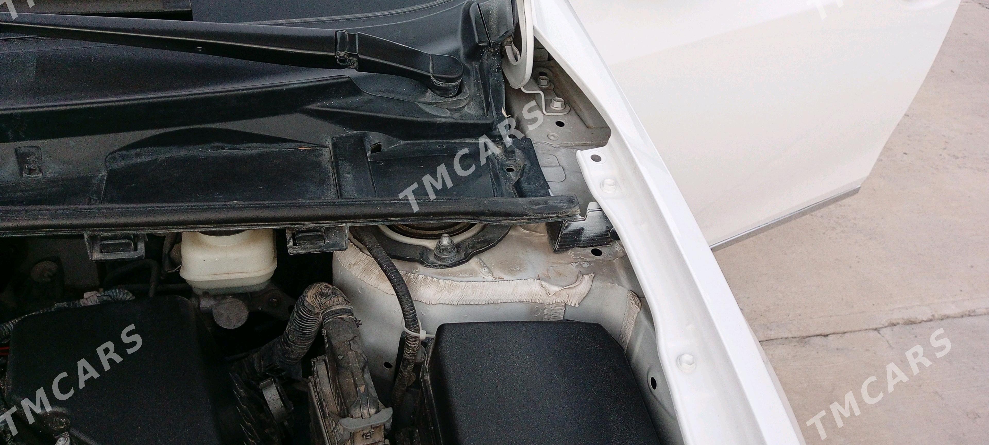 Toyota Corolla 2015 - 195 000 TMT - Ашхабад - img 3