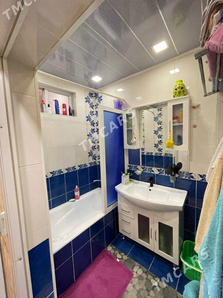2 ком Мир 3. 5/1 этаж - Мир 3 - img 3