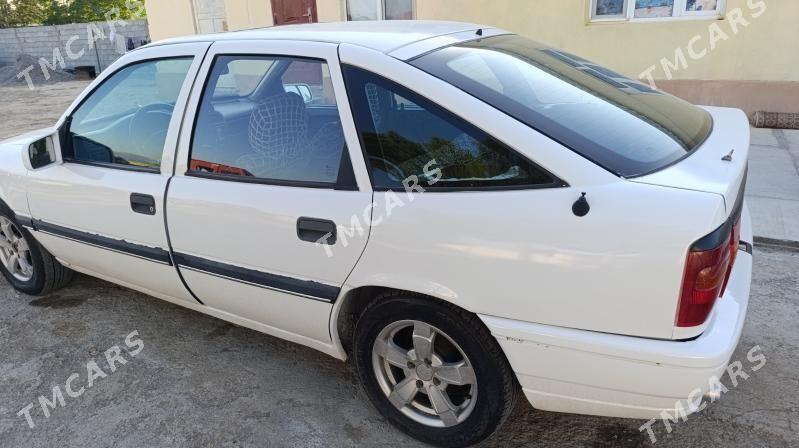 Opel Vectra 1991 - 26 000 TMT - Кипджак - img 3