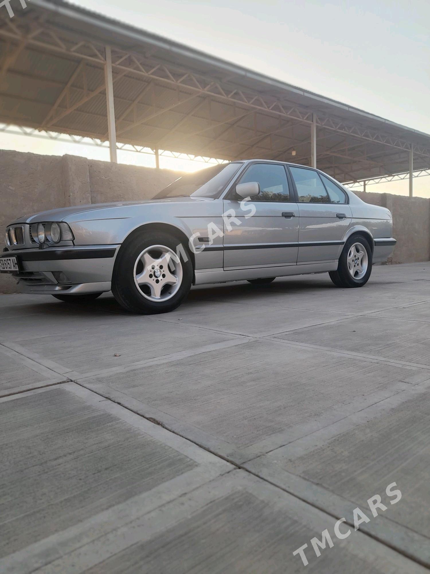 BMW 525 1996 - 130 000 TMT - Теджен - img 5