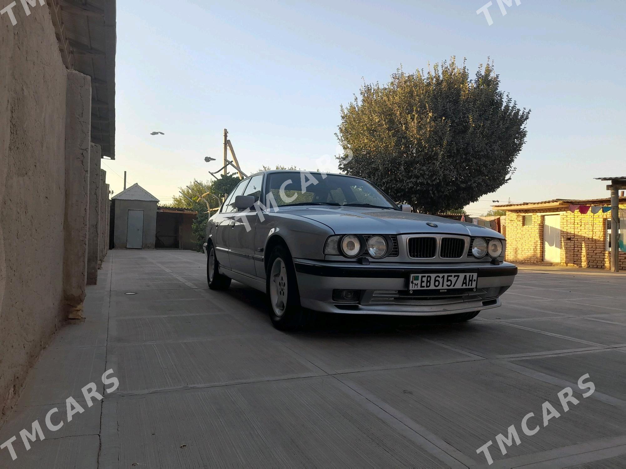 BMW 525 1996 - 130 000 TMT - Теджен - img 4