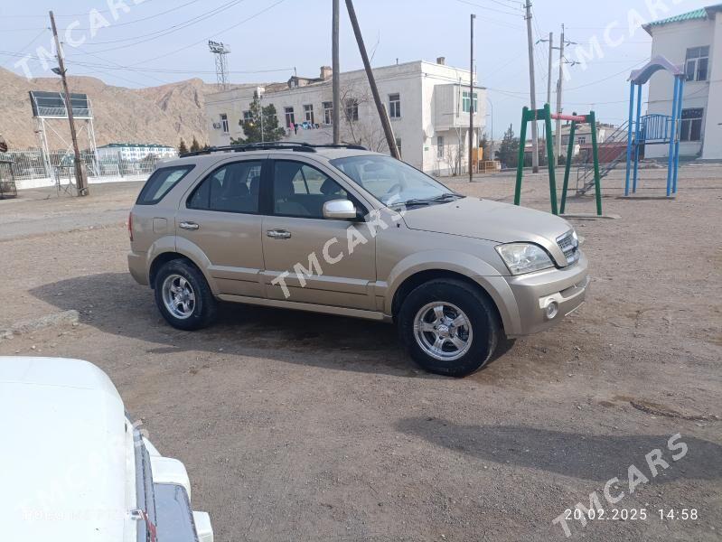 Kia Sorento 2004 - 60 000 TMT - Türkmenbaşy - img 4