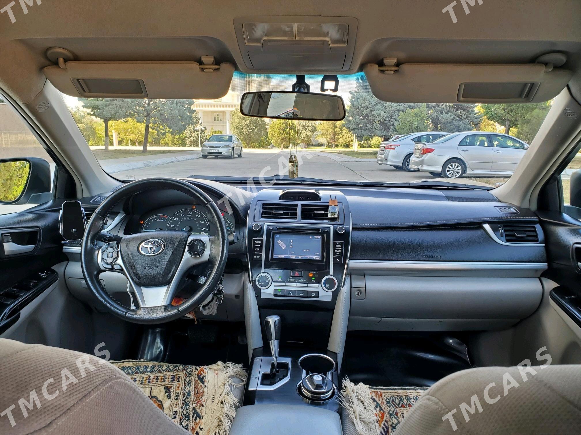 Toyota Camry 2012 - 180 000 TMT - Ак-Бугдайский этрап - img 2
