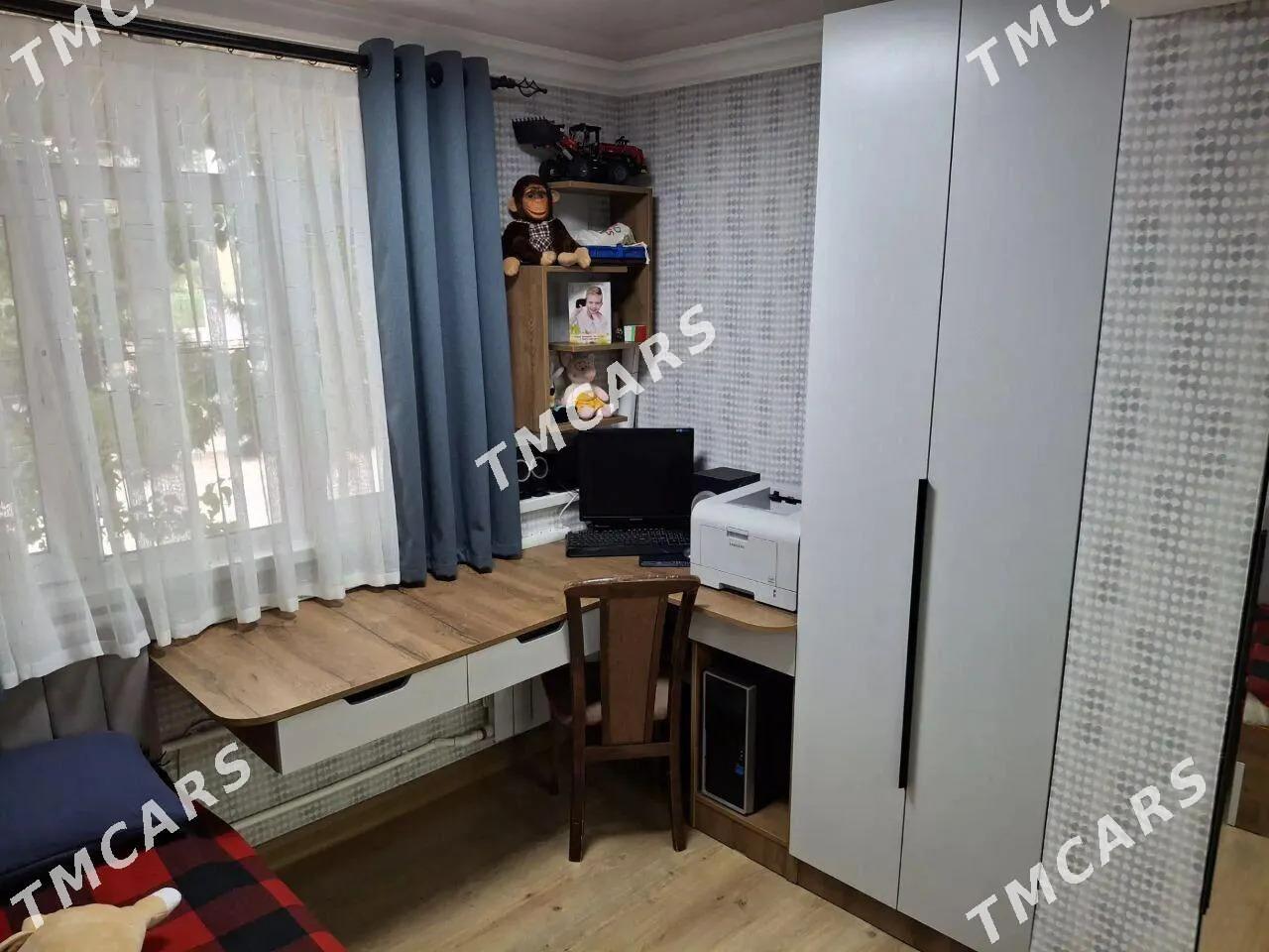11 мкр. 1 этаж 2 в 3 комна - 11 mkr - img 3