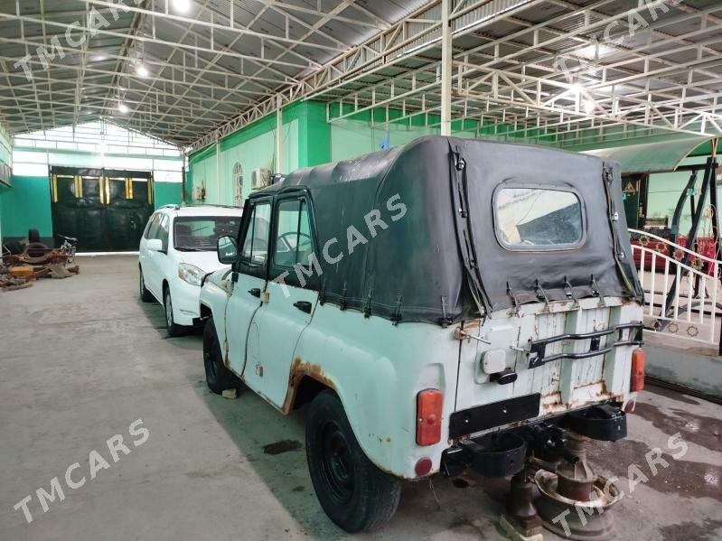 UAZ 469 1999 - 16 000 TMT - Серахс - img 3