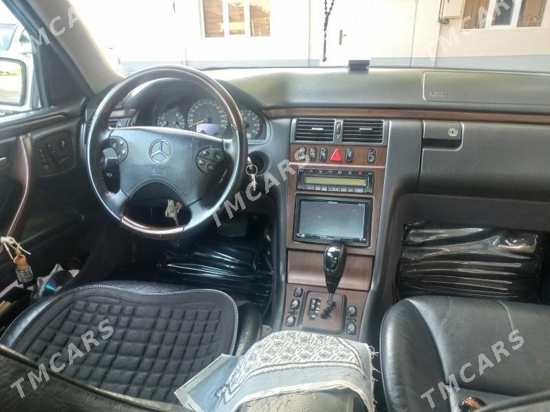 Mercedes-Benz E-Class 2001 - 145 000 TMT - Aşgabat - img 5