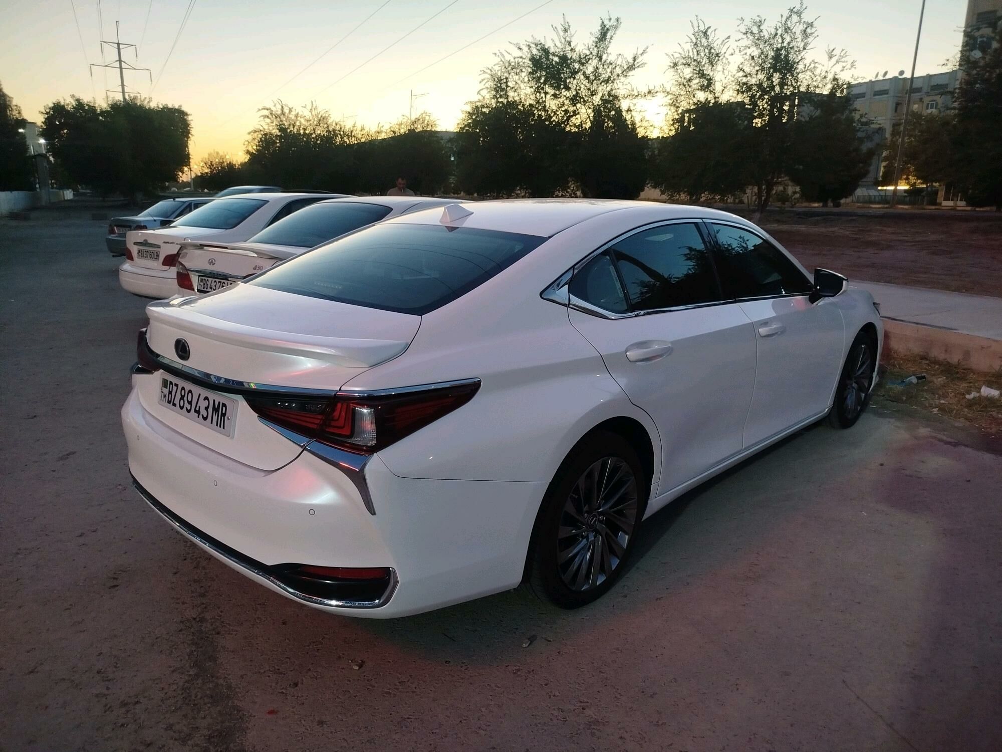 Lexus ES 350 2021 - 560 000 TMT - Türkmenabat - img 8